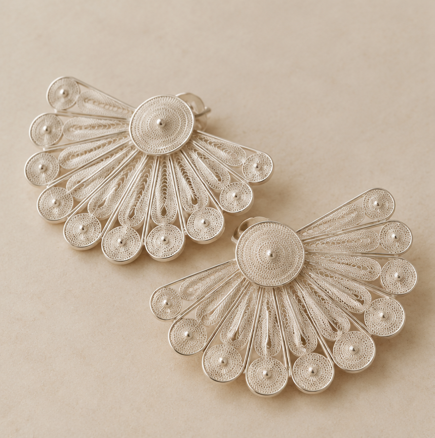 AVELA — earrings in 925 sterling silver
